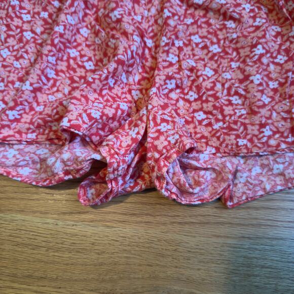 Aerie Smocked Ditsy Red Flowy Floral Shorts High-Waisted Size XL - Picture 5 of 7
